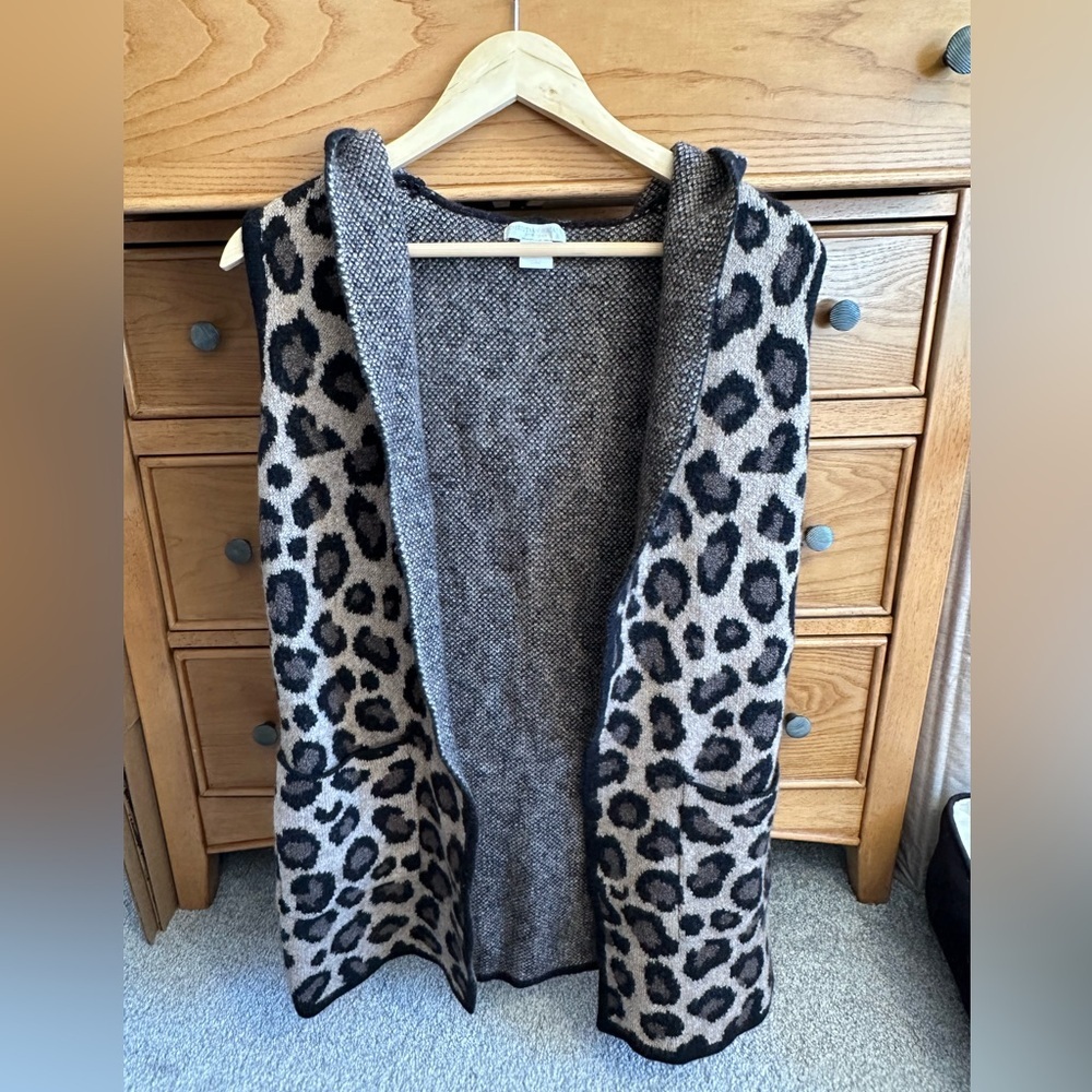 Christian Siriano Cheetah Print Hooded Knit Vest Womens Small Cozy Oversized